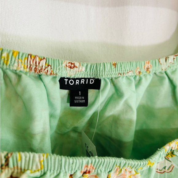 NWT Torrid Clip Dot  Cotton Viole Blouson Sl. Sq. Neck Smocked Top Size 1X 14-16 - Picture 6 of 13